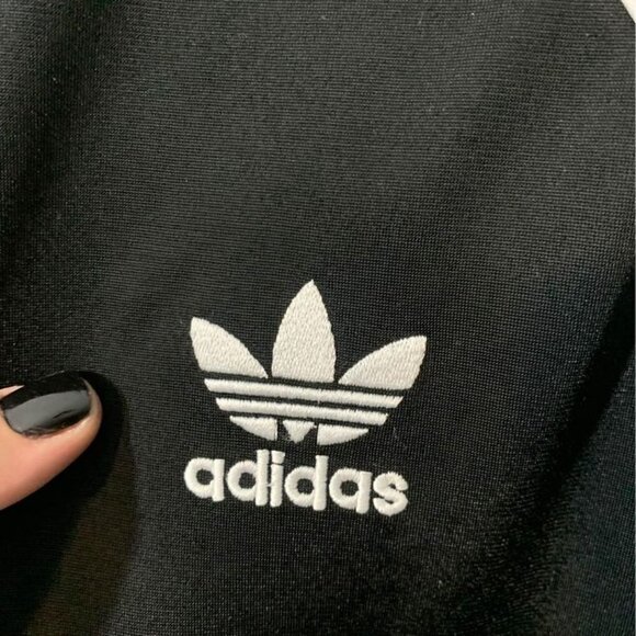 ⚽️ Adidas track jacket. Size kids XL 15/16yrs. Black & white. New condition. - Picture 9 of 9